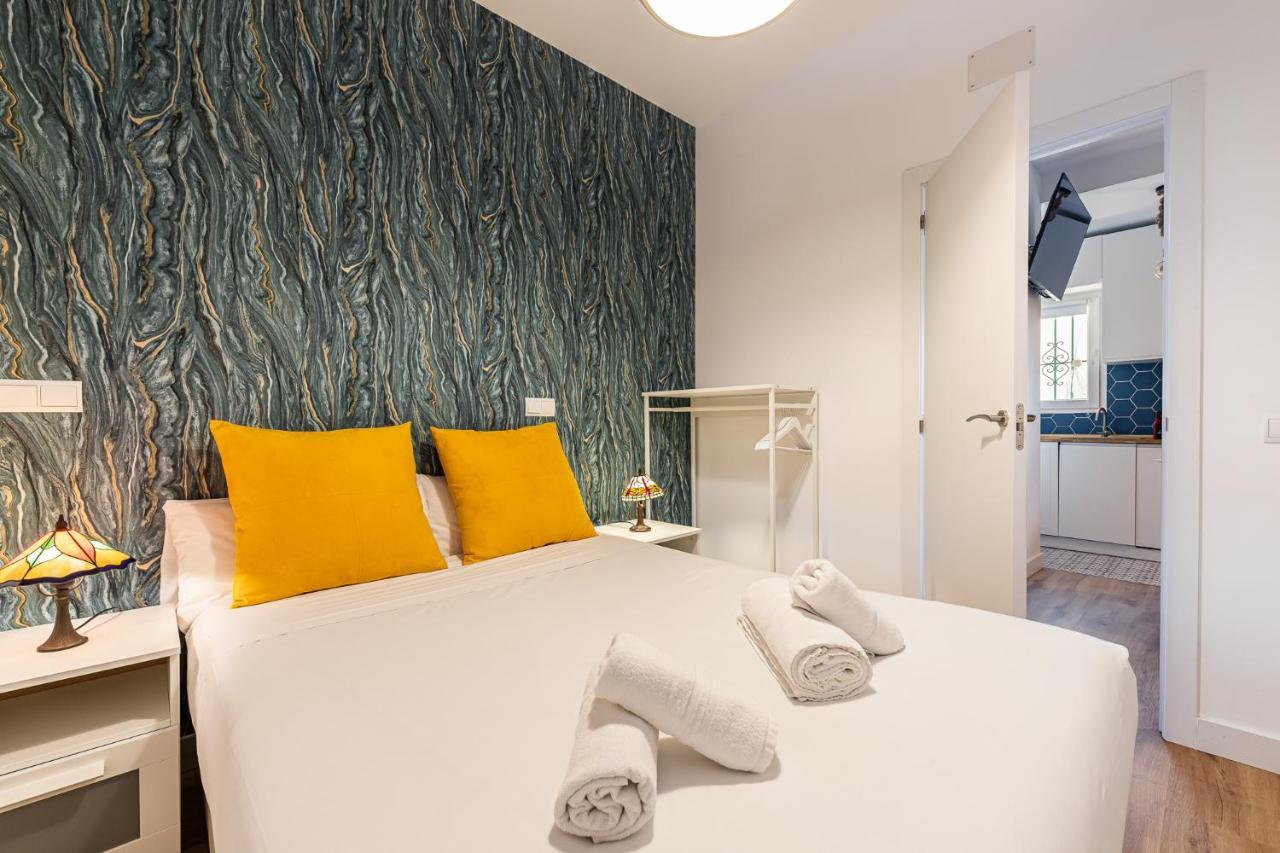 Bnbholder Friendly La Latina Apartment Madrid Ngoại thất bức ảnh